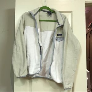 white and cream patagonia jacket